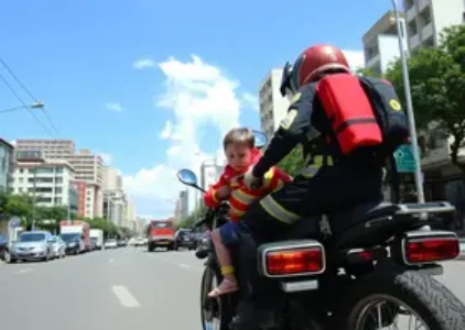 agentes da secretaria de mobilidade urbana de são caetano